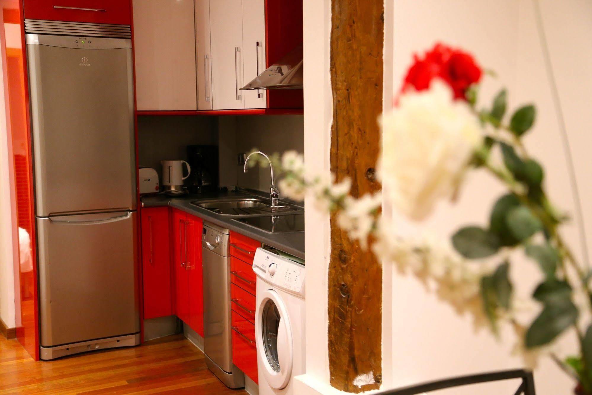 Prado Apartments Madrid Eksteriør billede