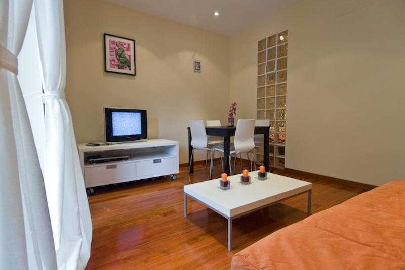 Prado Apartments Madrid Eksteriør billede